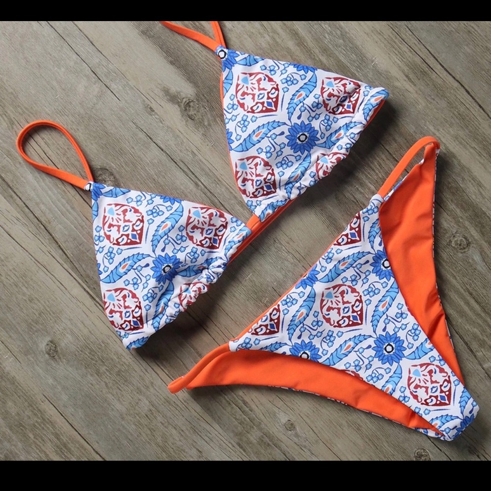 Colorful 2 piece bikini bathing suit